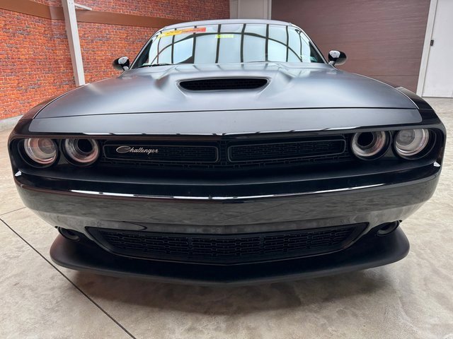 Used 2023 Dodge Challenger R/T w/ T/A Package image 8