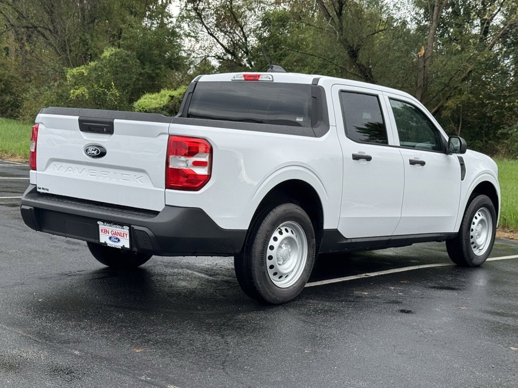 New 2025 Ford Maverick XL image 9
