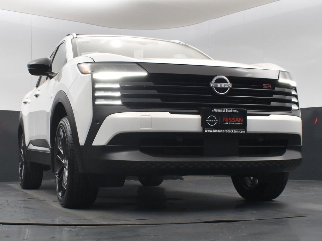 New 2026 Nissan Kicks SR w/ Illumination Package FWD image 37
