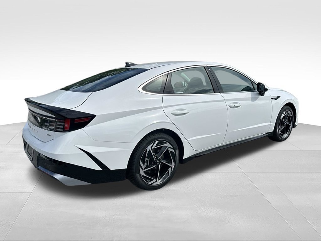 New 2026 Hyundai Sonata SEL AWD/4WD image 7