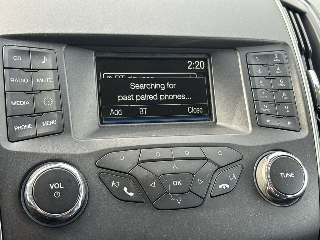 Used 2018 Ford Edge SE image 36