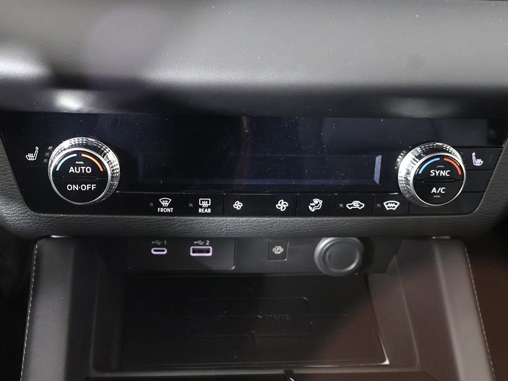 New 2025 Mitsubishi Outlander SE image 53