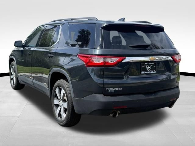 Used 2021 Chevrolet Traverse LT w/ LT Premium Package FWD image 4