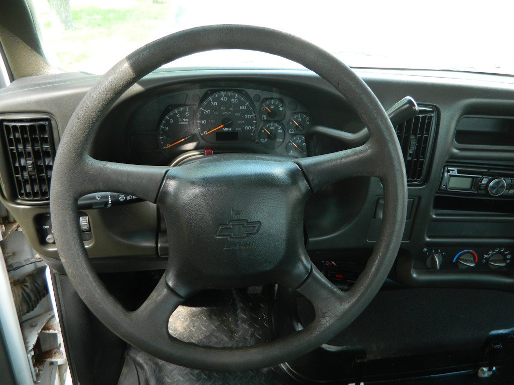 Used 2003 Chevrolet Kodiak C4500 2WD Regular Cab image 15