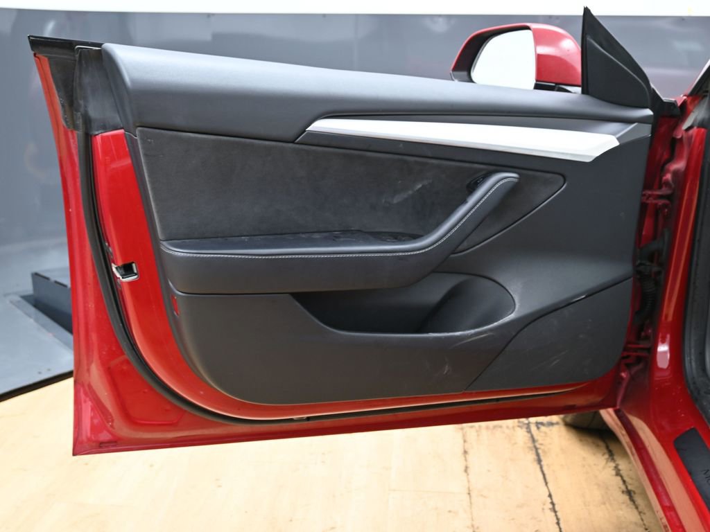 Used 2023 Tesla Model 3 Standard Range image 43