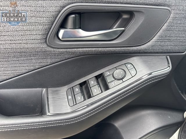 Used 2023 Nissan Rogue SV AWD/4WD image 18