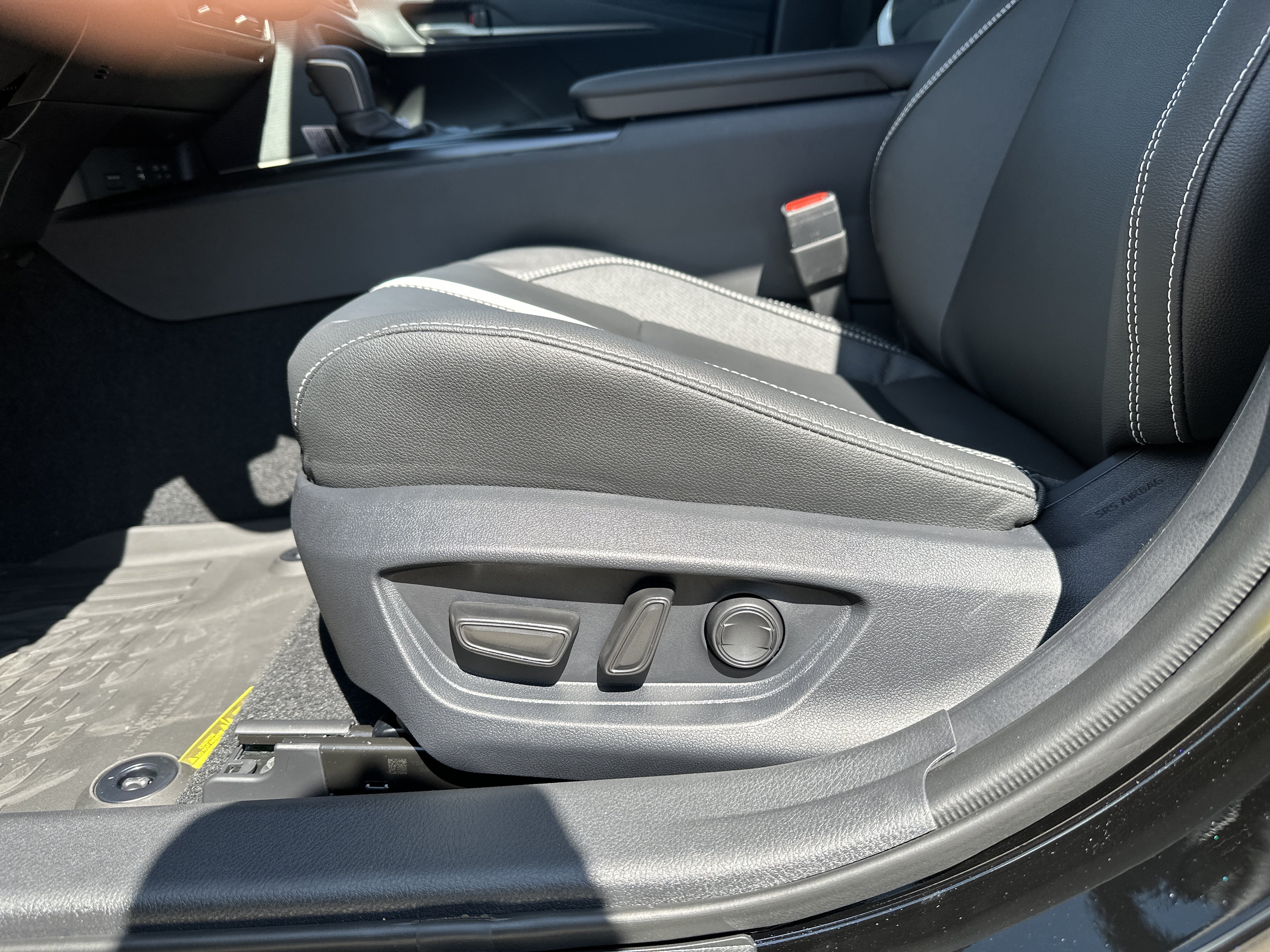 New 2026 Toyota Camry SE w/ Multimedia Upgrade Package FWD image 12