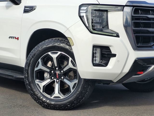 Used 2024 GMC Yukon AT4 w/ Technology Package image 3