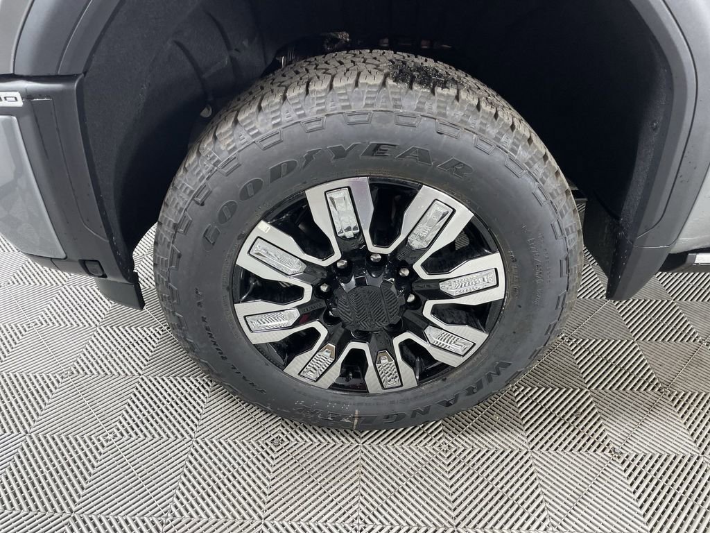 New 2025 GMC Sierra 2500 Denali w/ Denali Reserve Package image 34