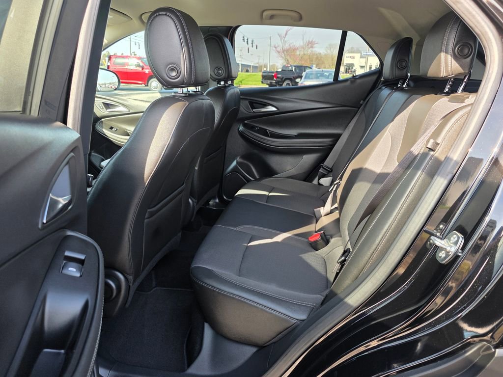 Used 2025 Buick Encore GX Preferred AWD/4WD image 33