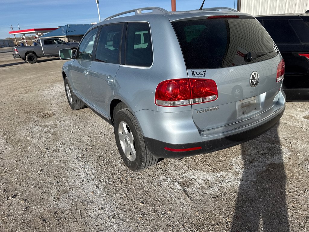 Used 2007 Volkswagen Touareg V6 AWD/4WD image 2