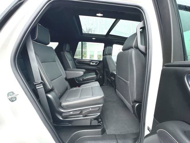 Used 2023 Chevrolet Tahoe Premier AWD/4WD image 28