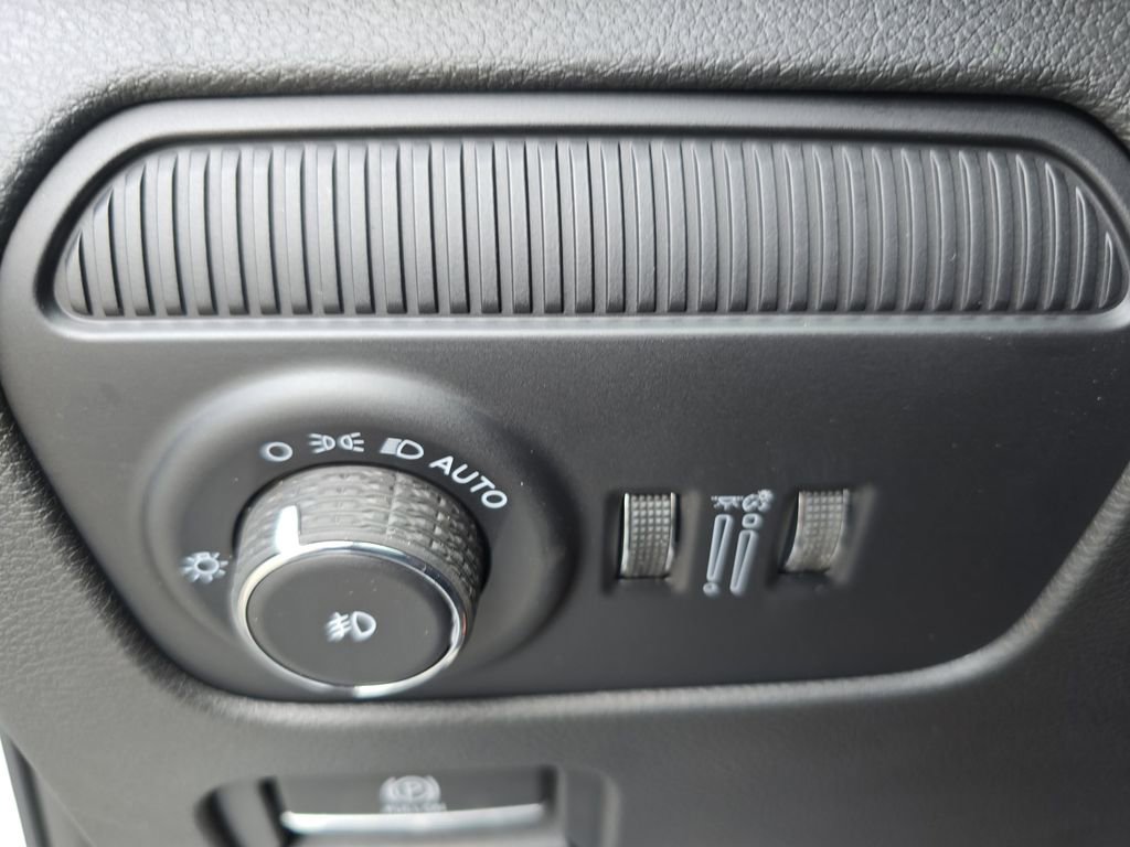 New 2025 Jeep Wagoneer L Series II image 27