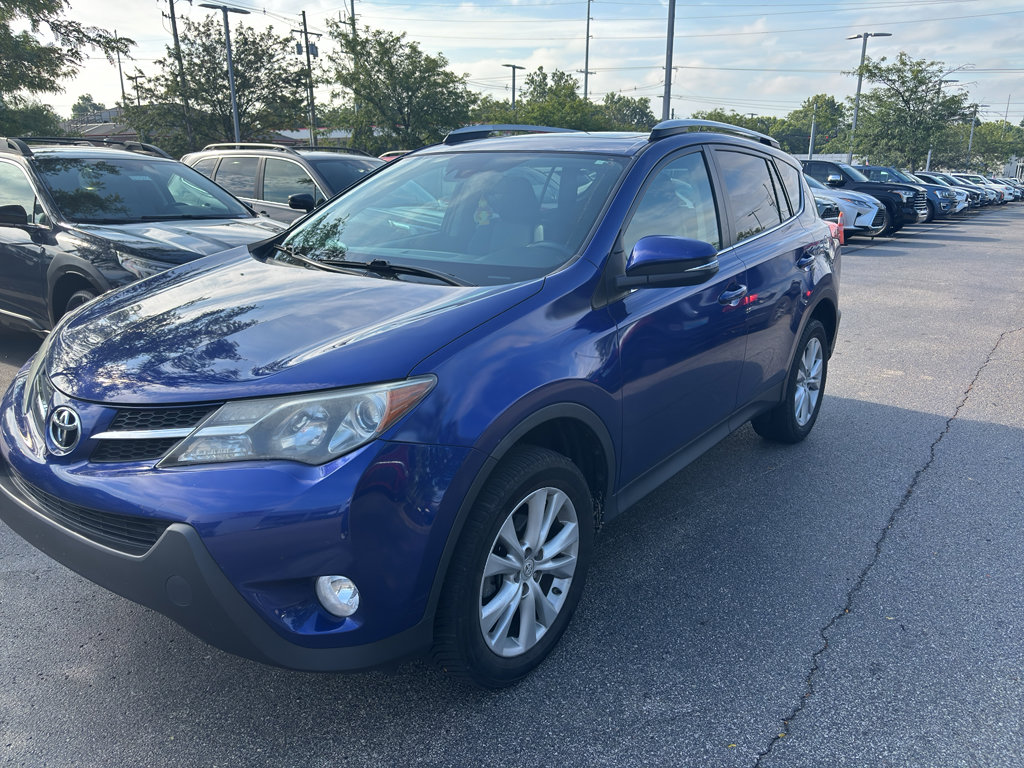 Used 2014 Toyota RAV4 Limited w/ Technology Package AWD/4WD image 2