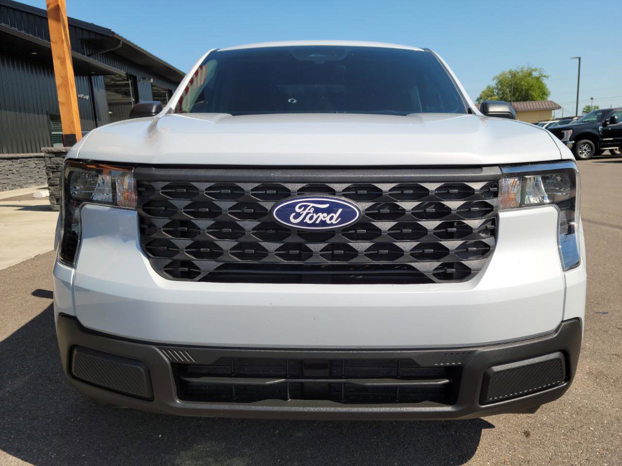 Used 2025 Ford Maverick XL FWD image 2