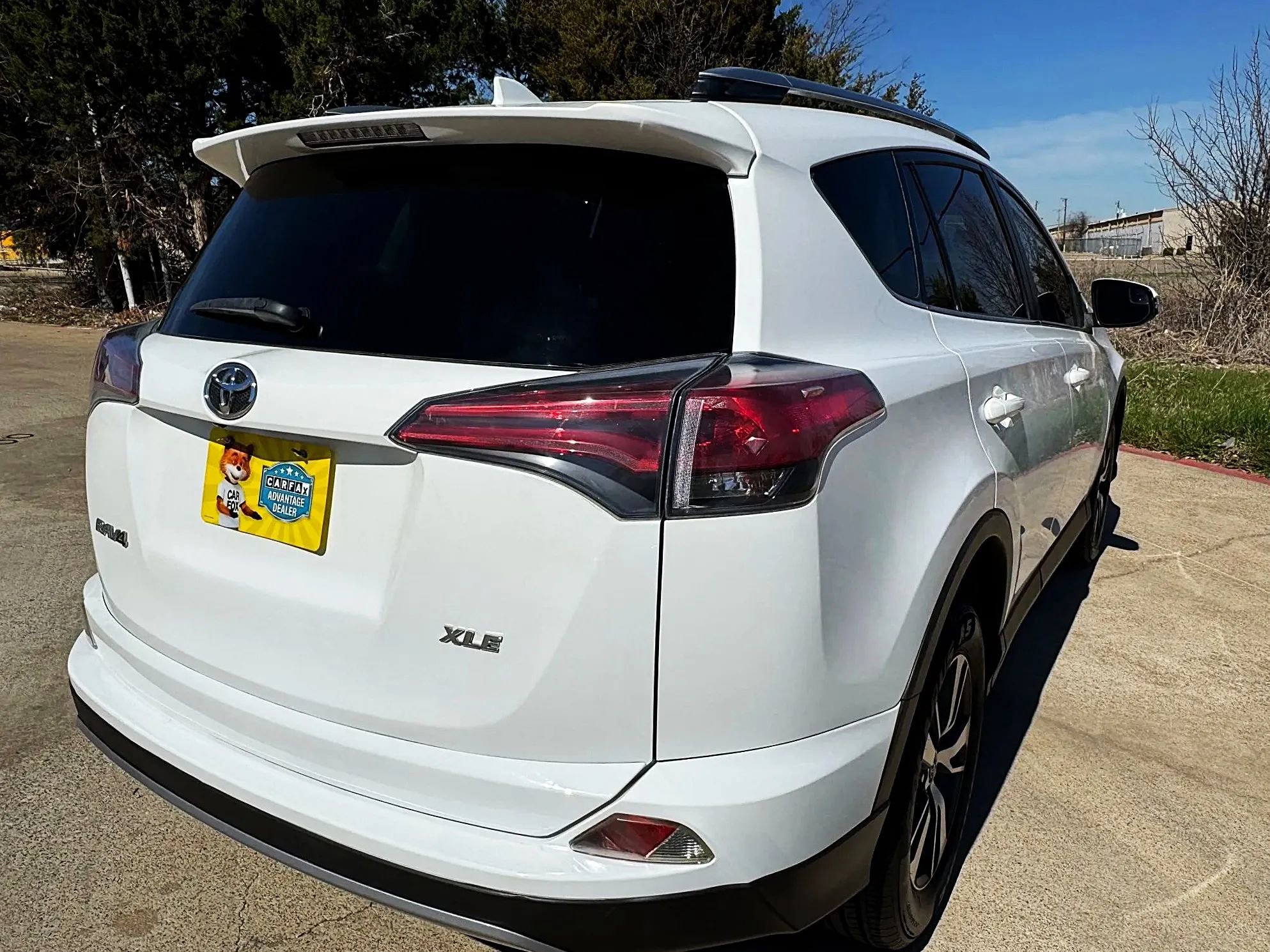 Used 2017 Toyota RAV4 XLE image 3