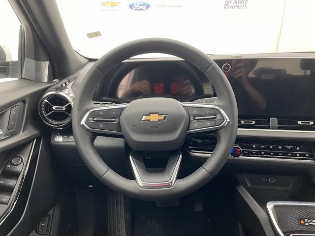 New 2026 Chevrolet Equinox LT w/ Convenience Package II image 11