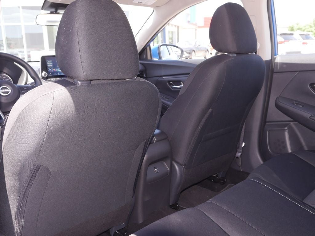Used 2025 Nissan Sentra SV FWD image 25