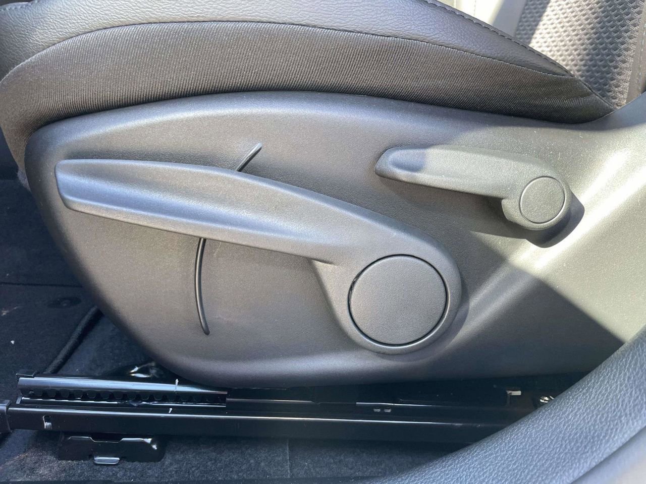 New 2026 Jeep Compass Latitude image 24