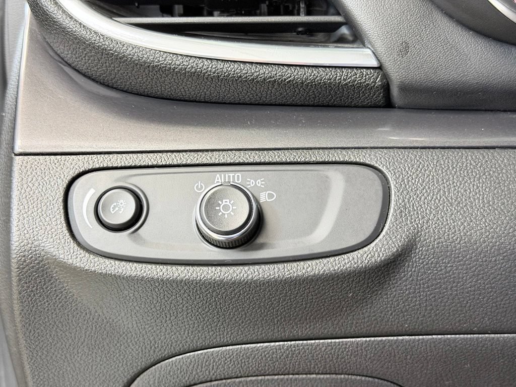Used 2019 Buick Encore Preferred FWD image 35