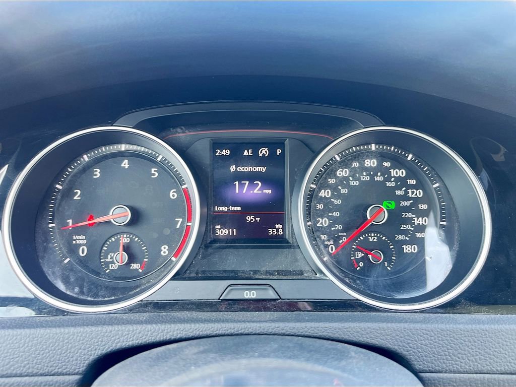 Used 2021 Volkswagen GTI SE FWD image 12