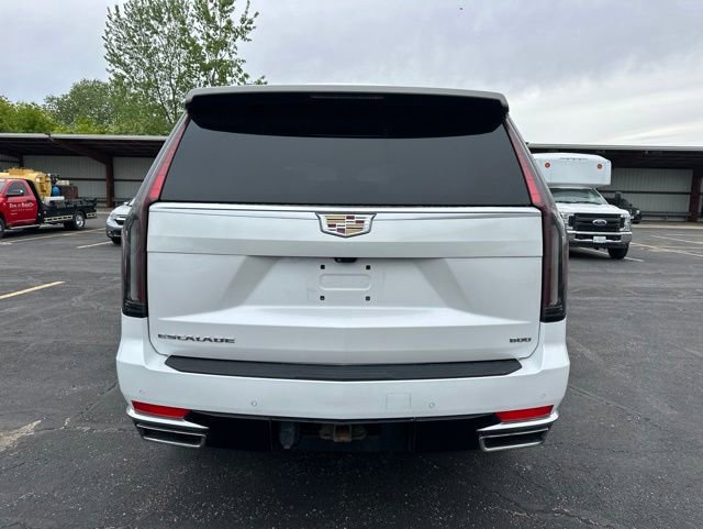 Used 2021 Cadillac Escalade Premium Luxury AWD/4WD image 13