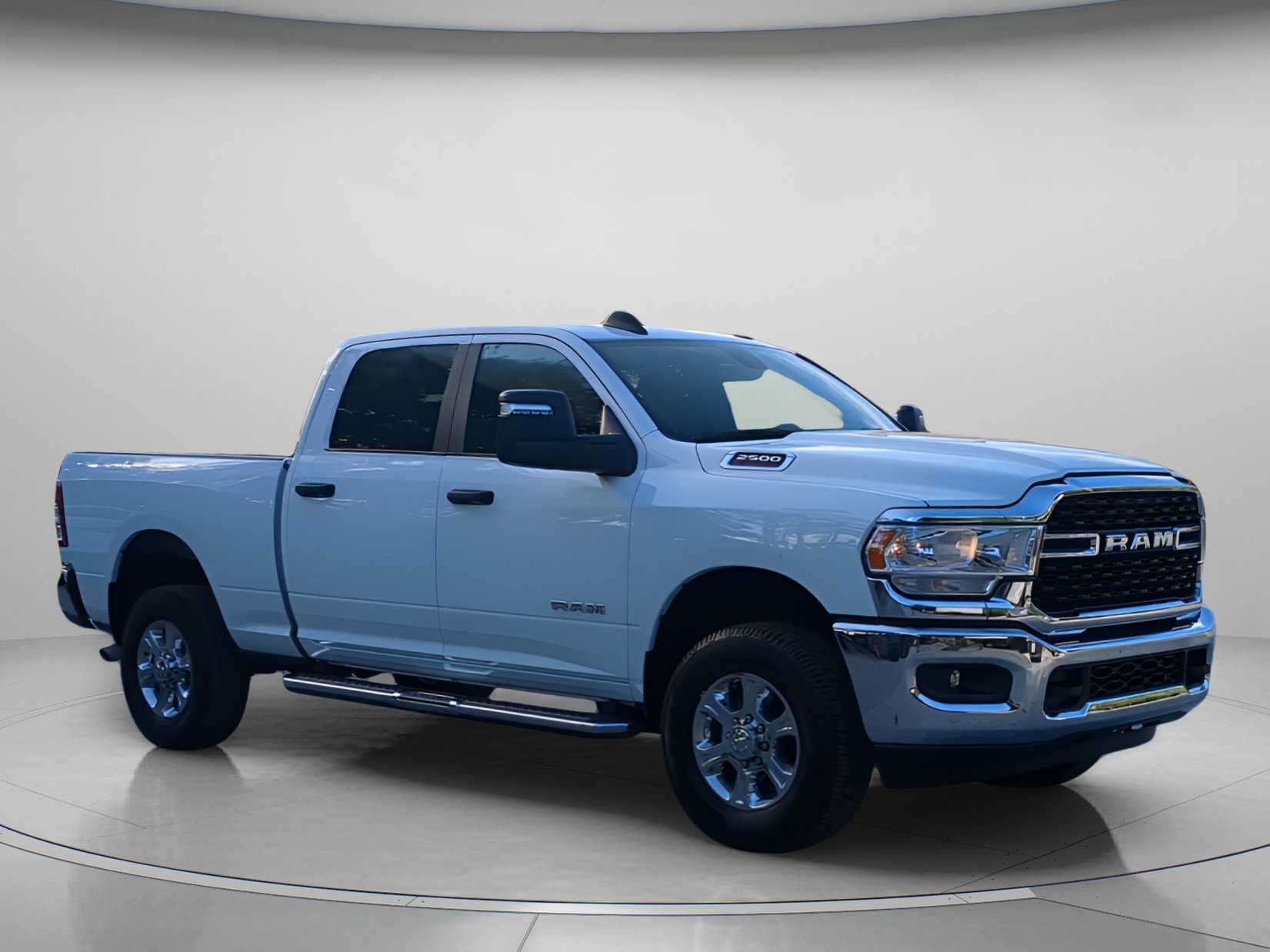 Used 2024 RAM 2500 Big Horn AWD/4WD image 38