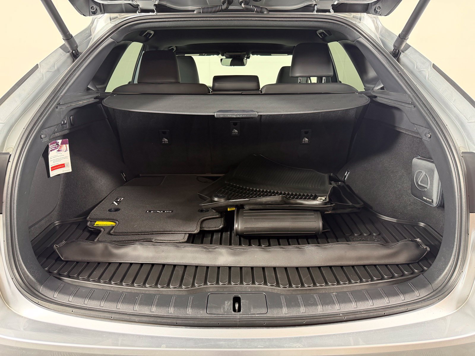 Used 2023 Lexus RX 350 Premium w/ Accessory Package AWD/4WD image 13
