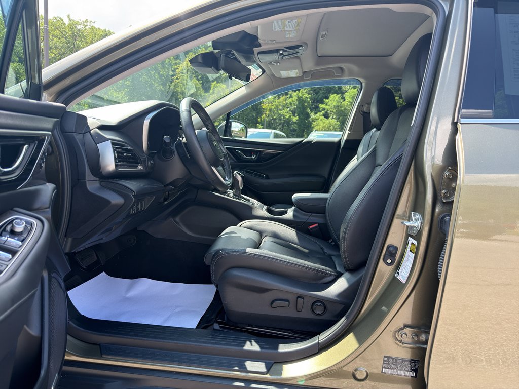 Certified 2024 Subaru Outback Touring AWD/4WD image 9