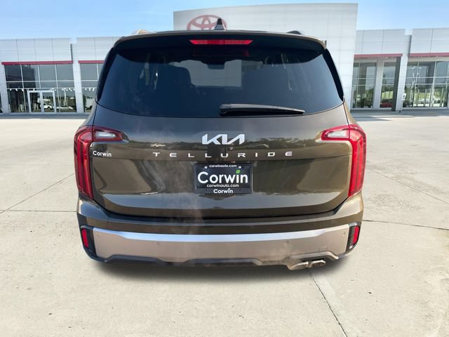Used 2025 Kia Telluride S FWD image 4