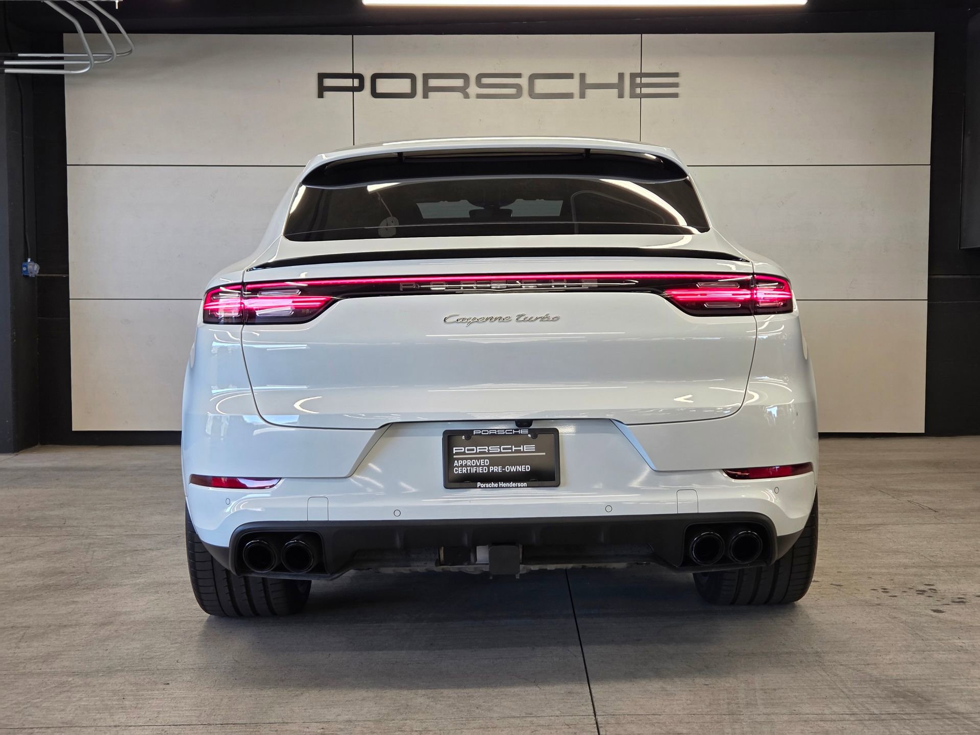Certified 2023 Porsche Cayenne Turbo AWD/4WD image 7