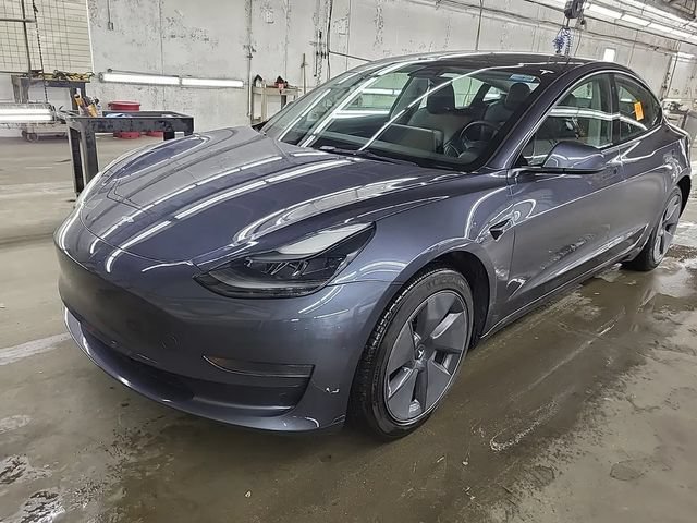 Used 2023 Tesla Model 3 Standard Range RWD image 2