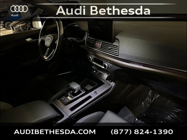 Certified 2025 Audi Q5 2.0T Premium Plus image 12