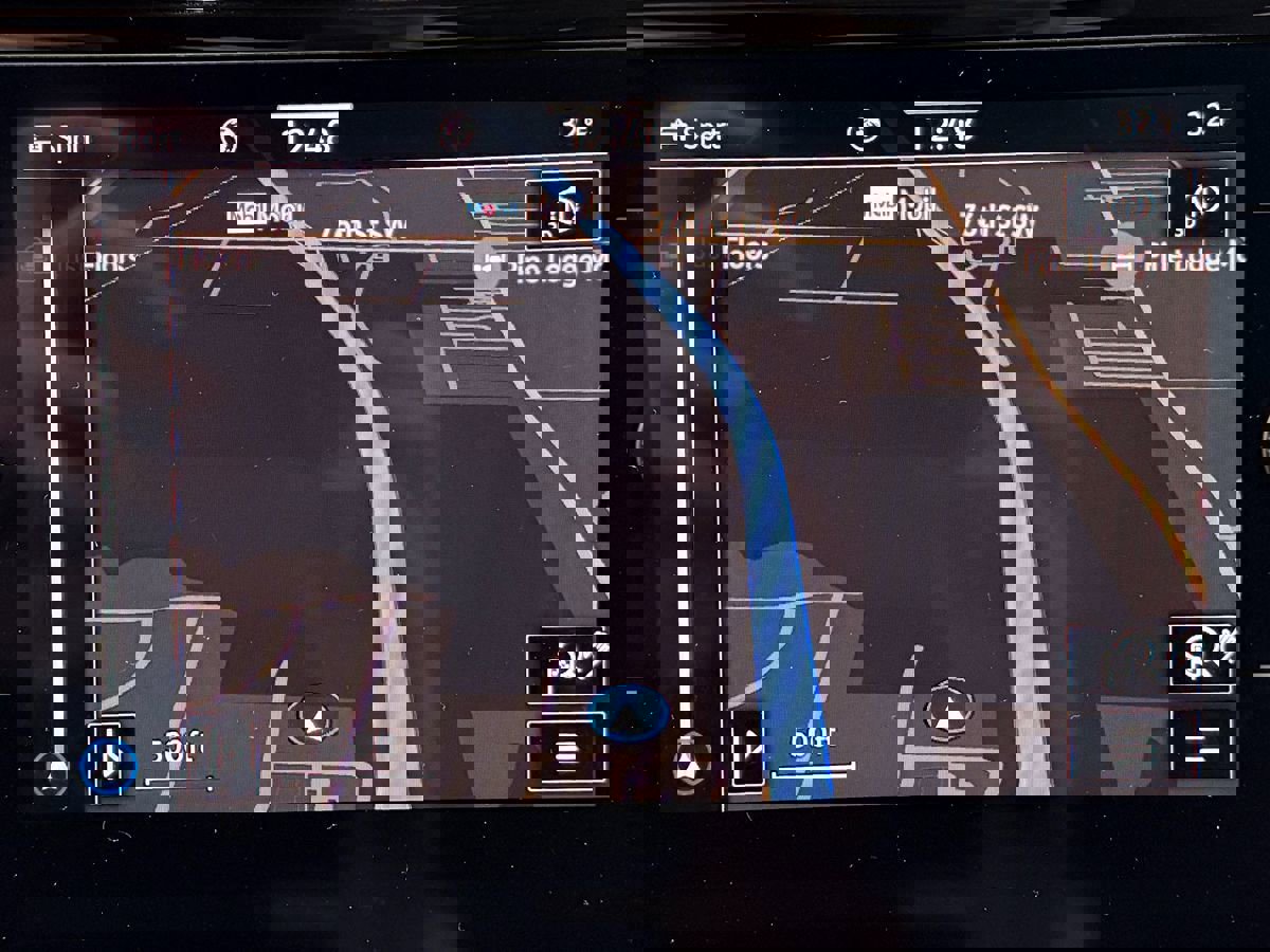 Used 2021 Volkswagen Atlas Cross Sport SEL Premium image 22