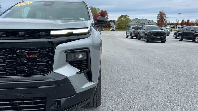 Certified 2024 Chevrolet Traverse RS w/ LPO, Floor Liner Package image 7