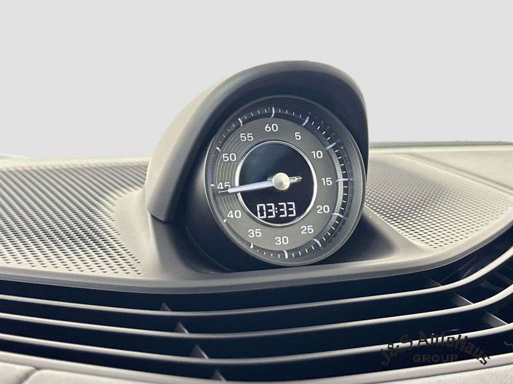 Used 2020 Porsche Taycan Turbo S w/ Premium Package image 44