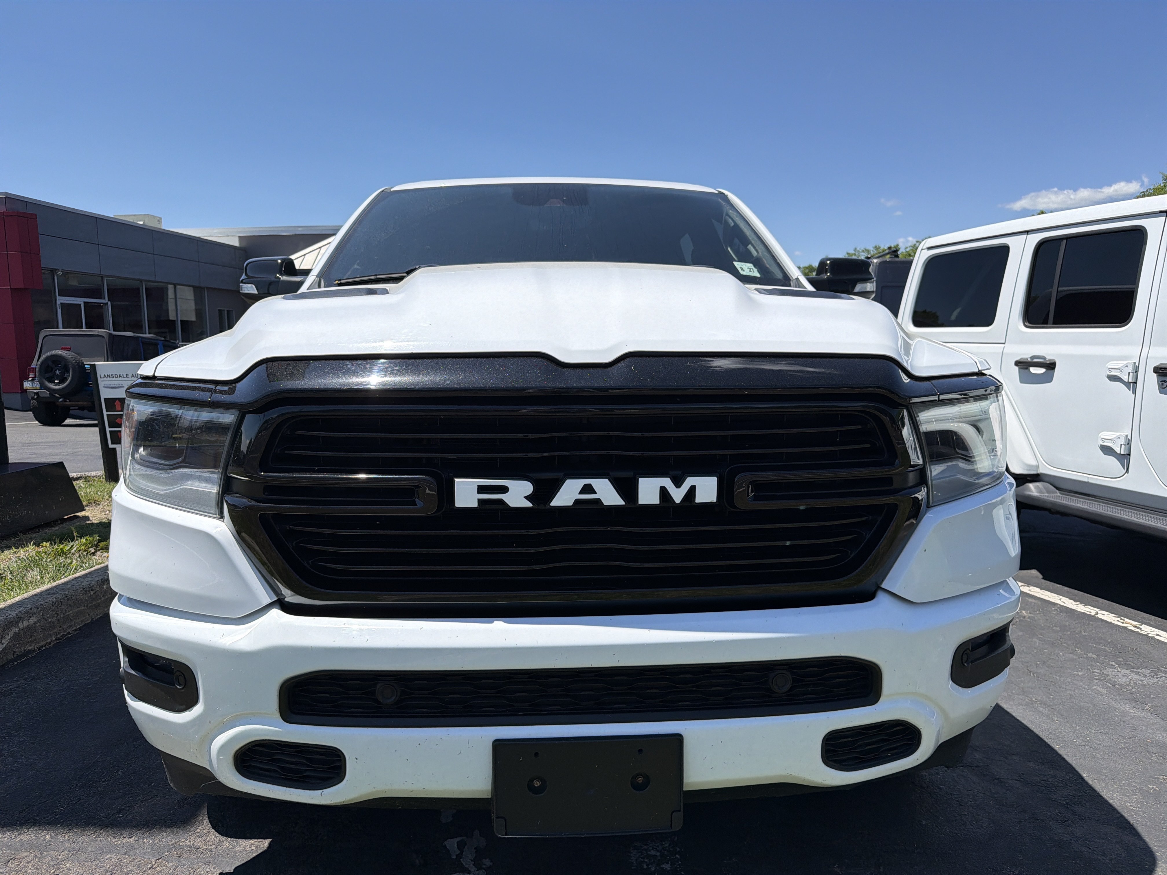 Certified 2022 RAM 1500 Laramie AWD/4WD image 2