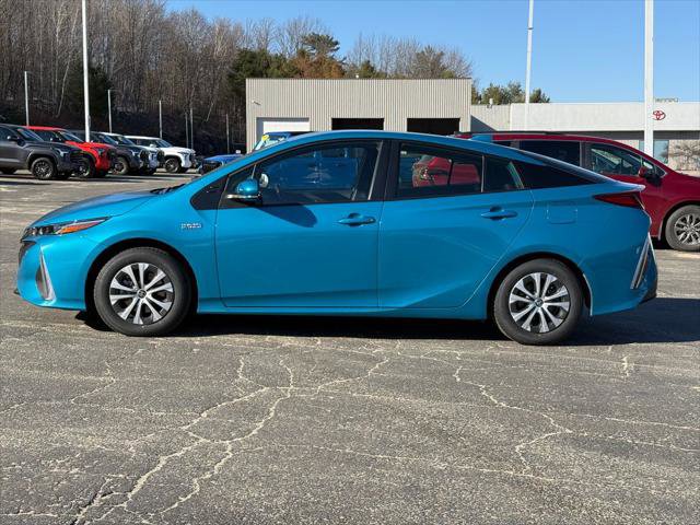 Certified 2021 Toyota Prius Prime LE image 2