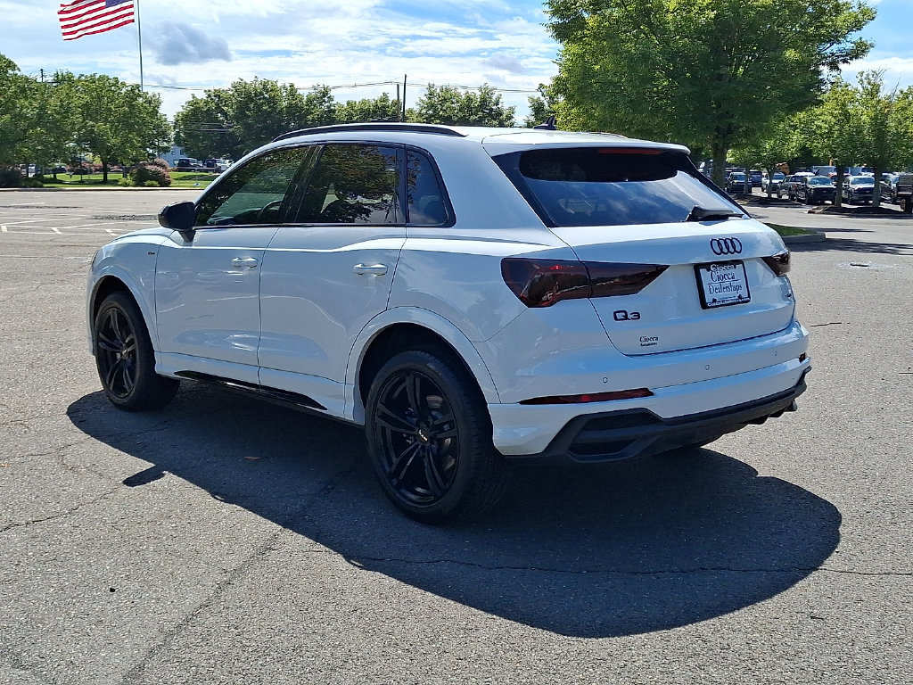 Used 2025 Audi Q3 2.0T Premium Plus AWD/4WD image 7