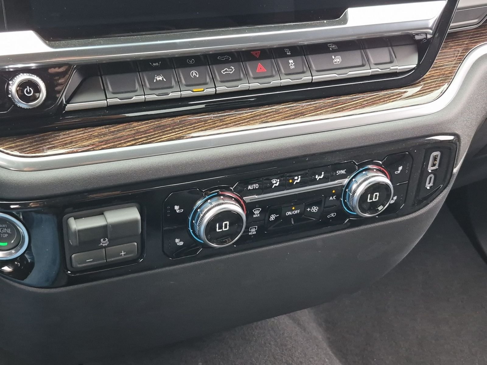 New 2026 GMC Sierra 1500 Elevation AWD/4WD image 12