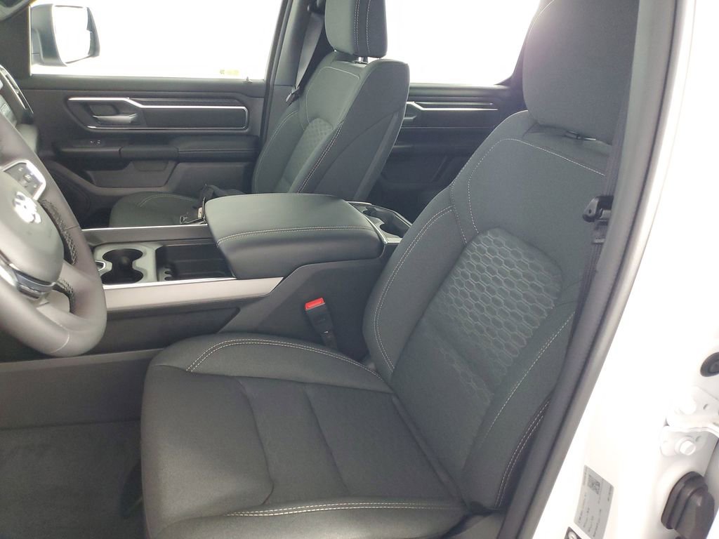 New 2026 RAM 1500 4x4 Crew Cab image 12