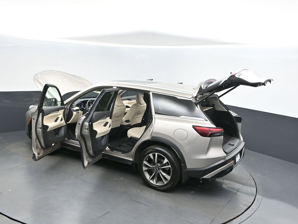 Used 2025 INFINITI QX60 Luxe video 2