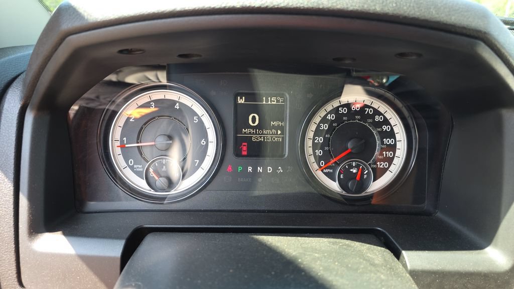 Used 2021 RAM 1500 Classic SLT AWD/4WD image 15