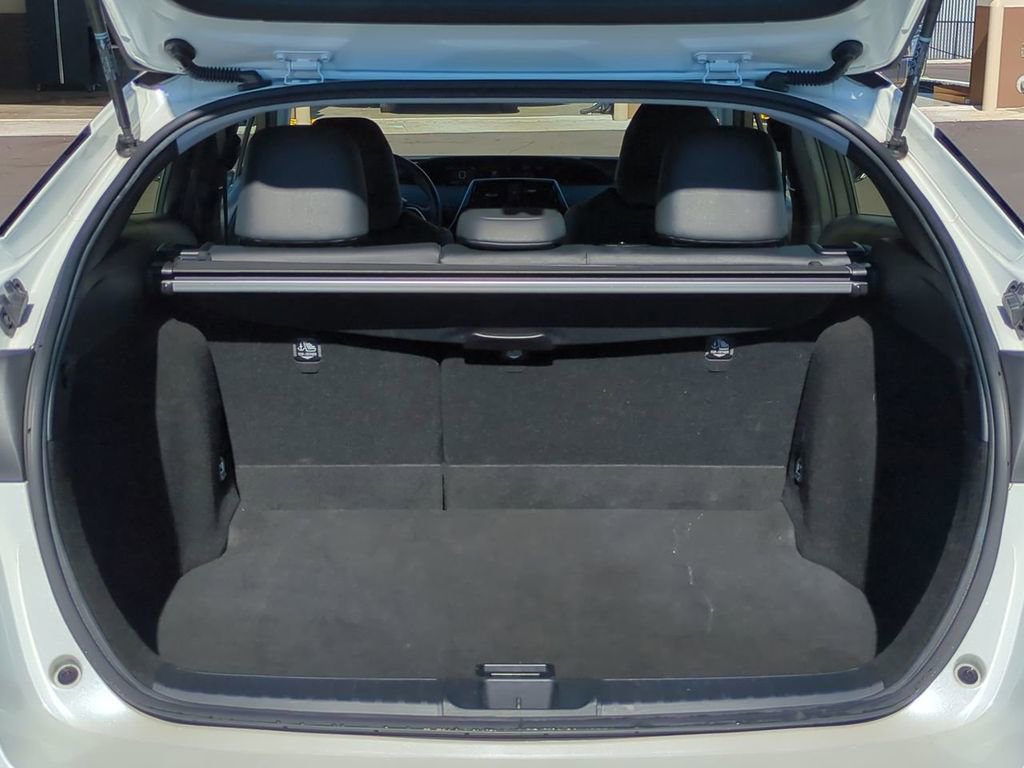 Used 2016 Toyota Prius Four image 13