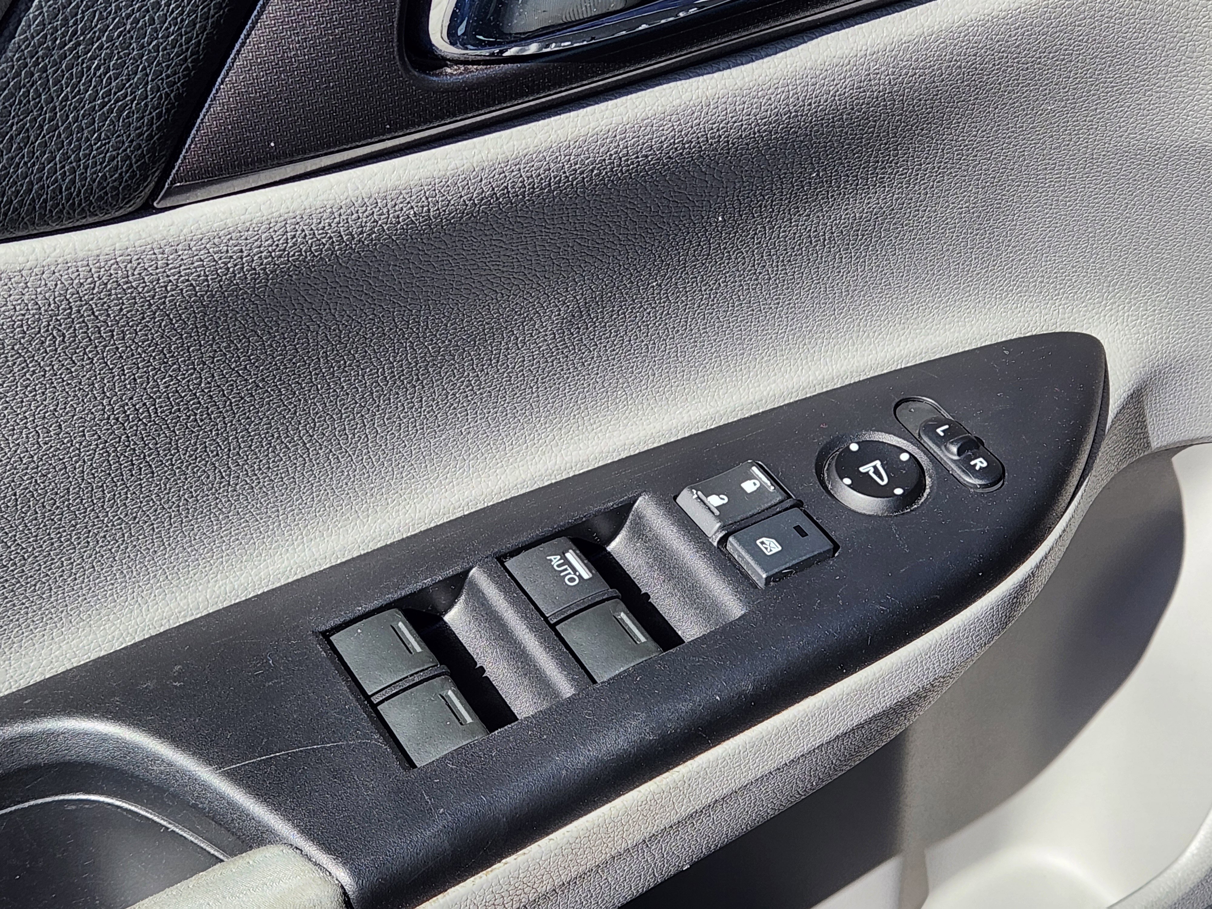 Used 2014 Honda Accord LX image 17