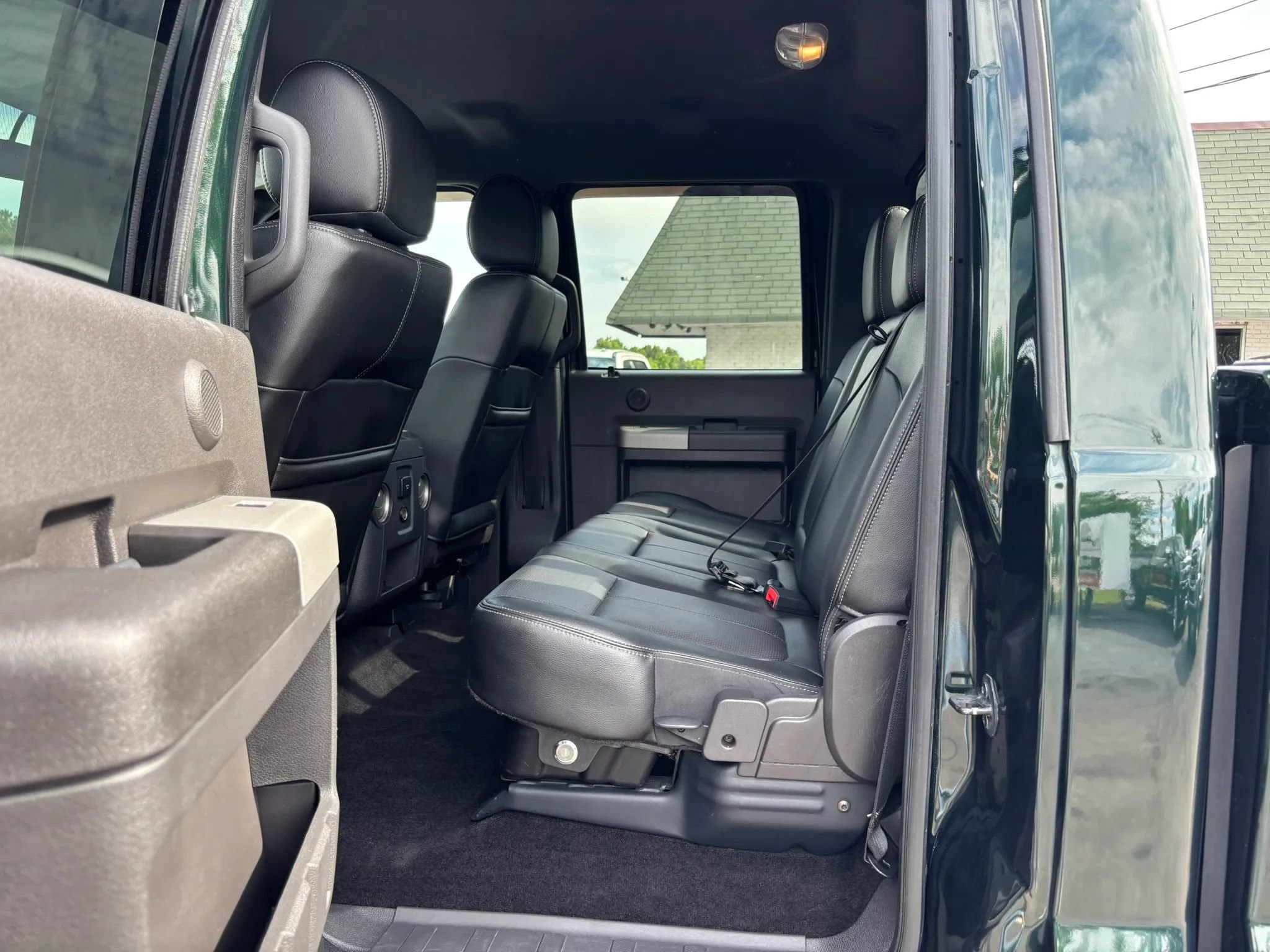Used 2015 Ford F250 Lariat w/ Chrome Package AWD/4WD image 17