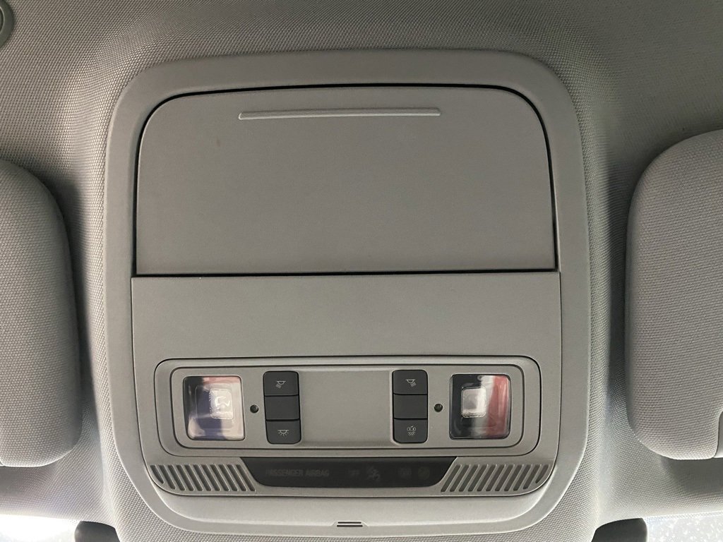 Used 2022 Ford Explorer XLT image 28