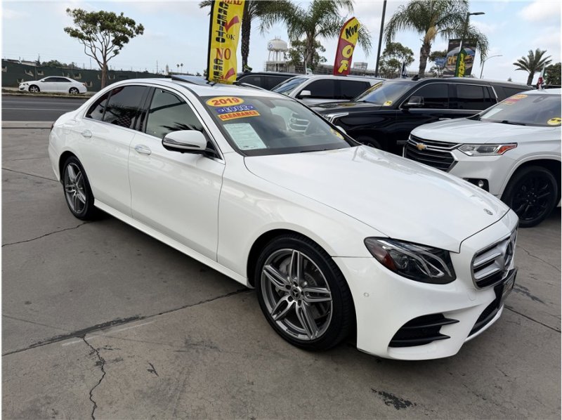 Used 2019 Mercedes-Benz E 300 w/ Premium 1 Package image 8