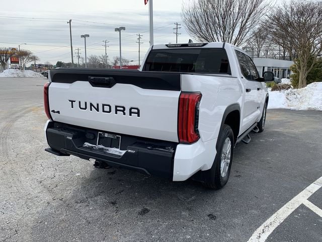 Used 2023 Toyota Tundra SR5 w/ SR5 Convenience Package image 8