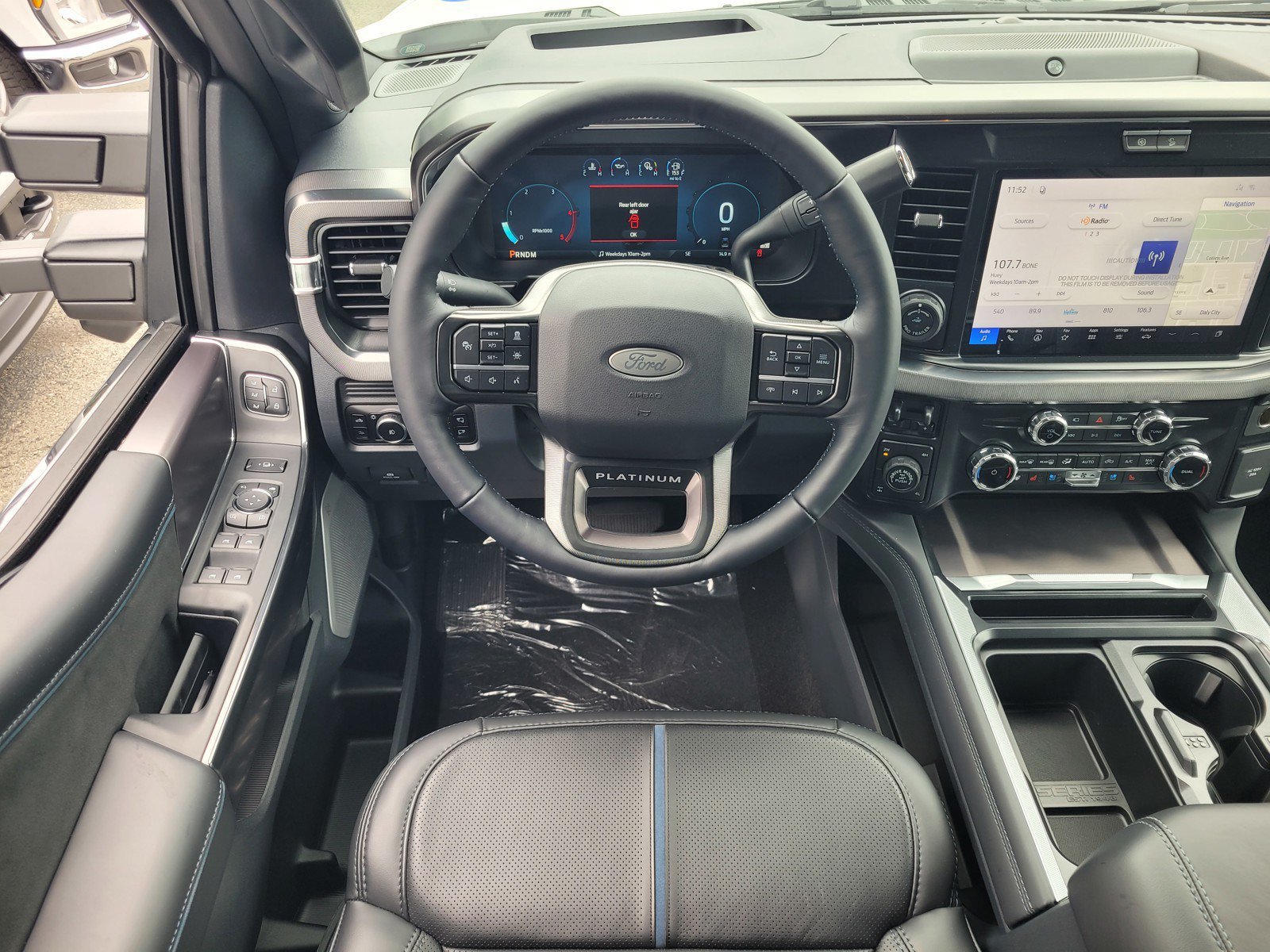 New 2027 Ford F350 Platinum w/ Tremor Off-Road Package AWD/4WD image 7